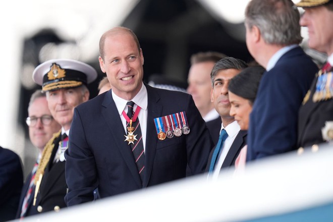 Thân vương William thông báo tin vui về tình hình sức khỏe Vương phi Kate tại sự kiện lớn của nước Anh - Ảnh 1.