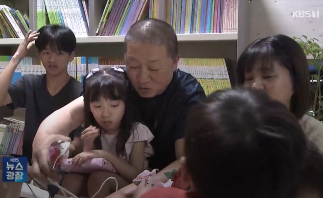 Cuộc sống của 1 gia đình có 12 con tại Hàn Quốc: Ăn không đủ chỗ ngồi nhưng vẫn muốn đẻ tiếp - Ảnh 5.