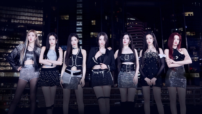 Nhóm em gái BLACKPINK tung MV mới: Gà nhà” YG nhưng nhìn rất JYP, liệu có thoát kiếp nhạc dở? - Ảnh 8.