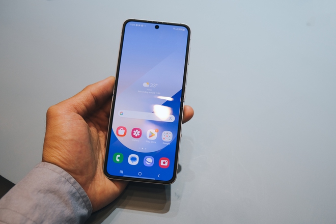 Galaxy Z Flip6 ra mắt: Thiết kế đẹp, Galaxy AI tối ưu trải nghiệm và cá nhân hoá, giá bán từ 28,9 triệu đồng! - Ảnh 4.