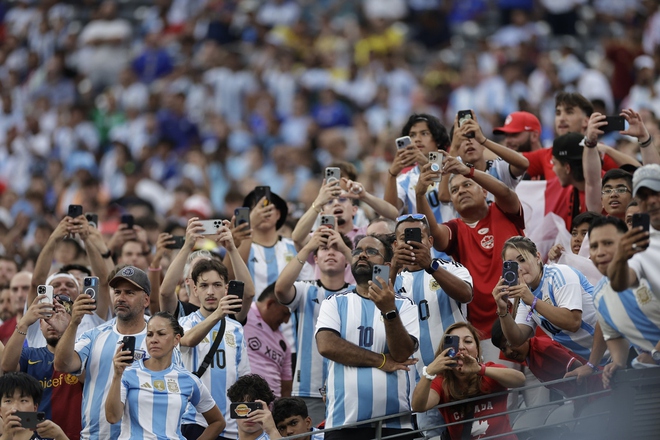 Trực tiếp Argentina 2-0 Canada: Messi ghi bàn thắng - Ảnh 10.