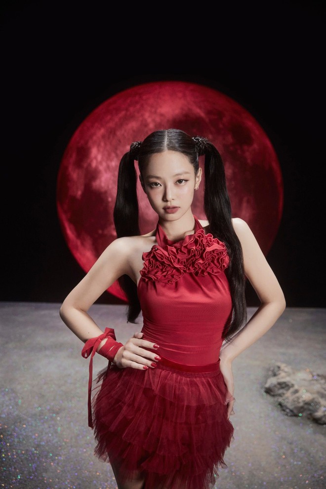 jennie-special-single-you-me-official-photos-documents-12-1720667771314891009295.jpeg