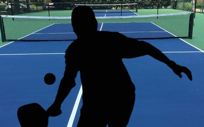 Pickleball quá hot, drama cũng nhiều không kém: HLV nhận dạy chồng chéo, sân bãi bát nháo, học viên mất tiền nhưng mãi không tiến bộ! - Ảnh 2.