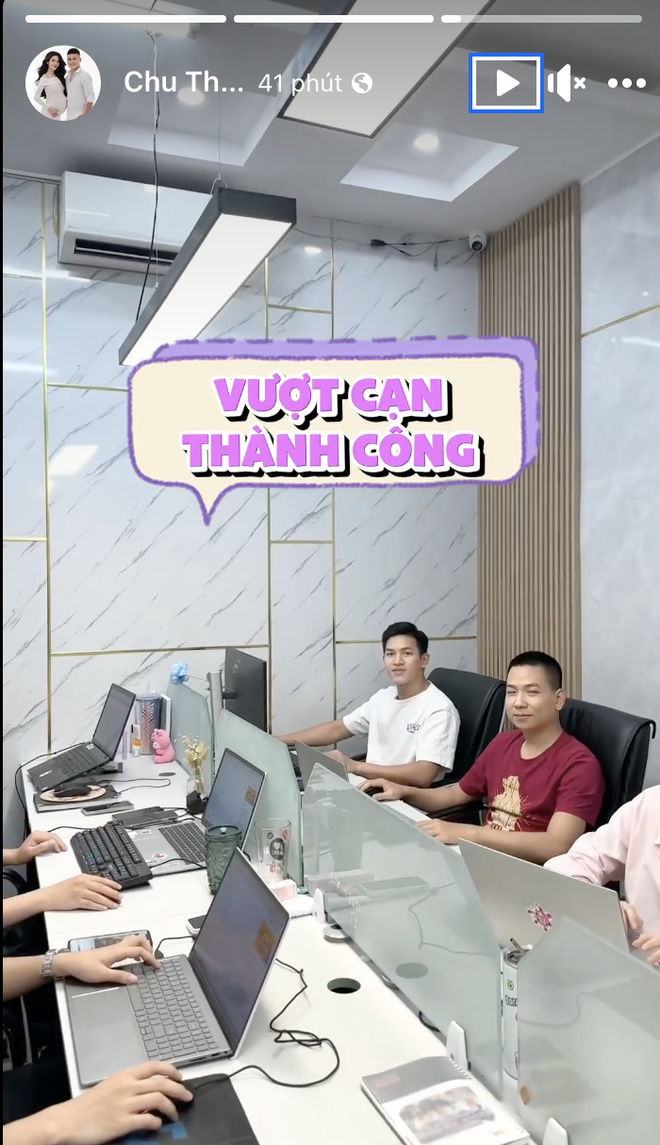 Chu Thanh Huyền đón con đầu lòng với Quang Hải: Người thân hé lộ tên thân mật, khen diện mạo em bé hết lời - Ảnh 1.