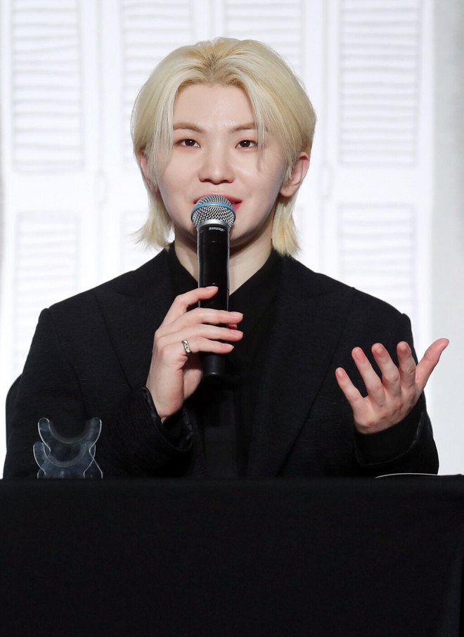 240429-seventeen-woozi-seventeen-best-album-17-is-right-here-press-conference-documents-4-17210064956281824962088.jpeg