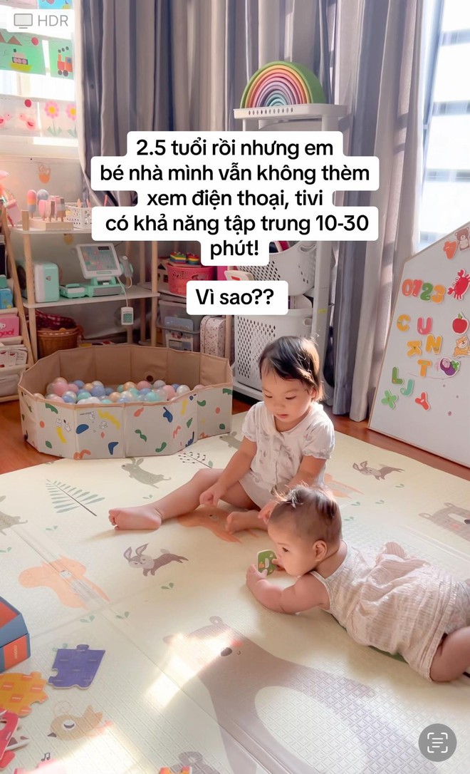 Mẹ khoe Con 2,5 tuổi không thèm xem tivi, hội chị em chẳng tin cho đến khi xem lịch trình này, đúng là quá nể! - Ảnh 1.