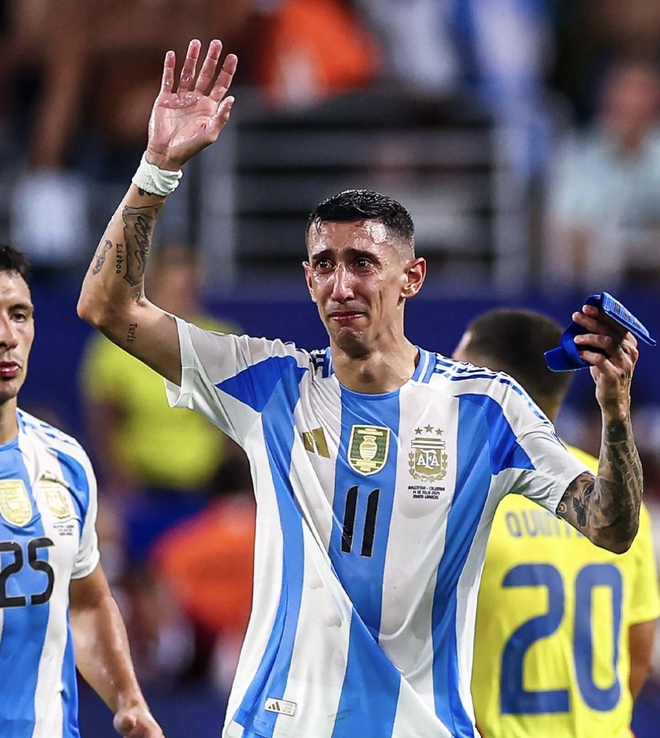 Video Messi nháo nhác tìm Di Maria cùng lên nâng cúp, hành động đẹp xứng danh thủ lĩnh, hút hơn 4 triệu lượt xem! - Ảnh 8.