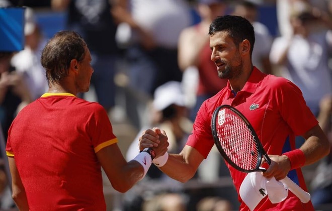 Huyền thoại Novak Djokovic có hành động đẹp trước đối thủ "truyền kiếp" Rafael Nadal, 2 "ông già" gây sốt Olympic Paris 2024- Ảnh 7.