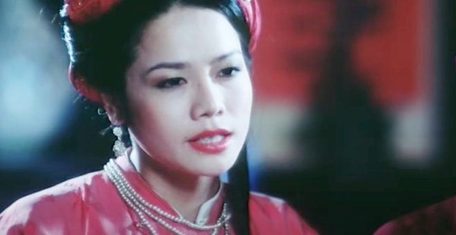 Phim cổ trang Việt đỉnh nhất: Nữ chính xinh đến phát hờn, chỉ quay cảnh cởi áo yếm cũng gây náo loạn - Ảnh 2.