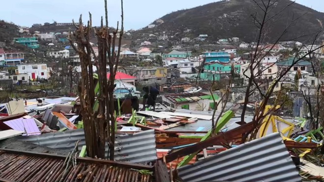 “Người dân toàn đảo vô gia cư sau 1 đêm”: Siêu bão 58 năm mới có trong lịch sử càn quét với tốc độ 270km/h, 1 quốc gia tuyên bố vùng thảm họa - Ảnh 7.