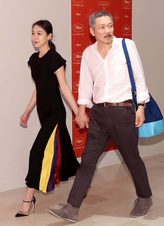Mỹ nhân bị ghét nhất showbiz 42 tuổi xuống sắc đáng tiếc, sai lầm lớn nhất sự nghiệp là yêu người đáng tuổi bố - Ảnh 5. Mỹ nhân bị ghét nhất showbiz 42 tuổi xuống sắc đáng tiếc, sai lầm lớn nhất sự nghiệp là yêu người đáng tuổi bố - Ảnh 5.
