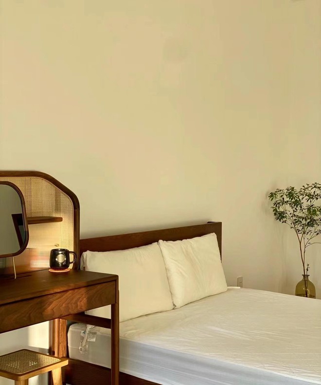 Cuộc sống tối giản của người phụ nữ U50 trong căn nh&agrave; kh&ocirc;ng cần trang tr&iacute; cầu k&igrave; m&agrave; vẫn đặc biệt cao cấp - Ảnh 14.