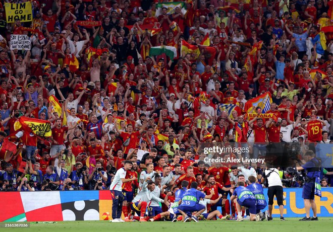 Kỳ Euro thảm bại của Mbappe: 0 bàn thắng từ bóng sống, 1 kiến tạo và 1 bàn penalty, đúng là Euro khó hơn World Cup - Ảnh 9.