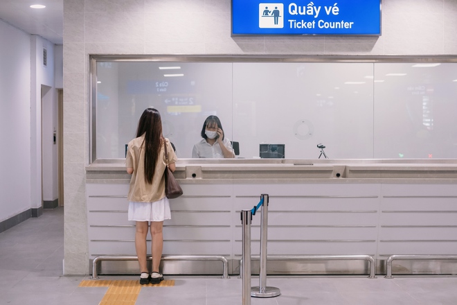 Tất tật trải nghiệm khi đi tàu metro Nhổn: Lưu ý cực quan trọng để có trải nghiệm thật "mượt", ngắm núi và hoàng hôn tuyệt đẹp trên tàu- Ảnh 2.