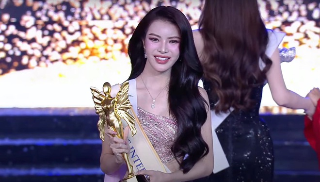 Tường San xoay váy đẹp chấn động tại chung kết Miss International Queen!- Ảnh 6.