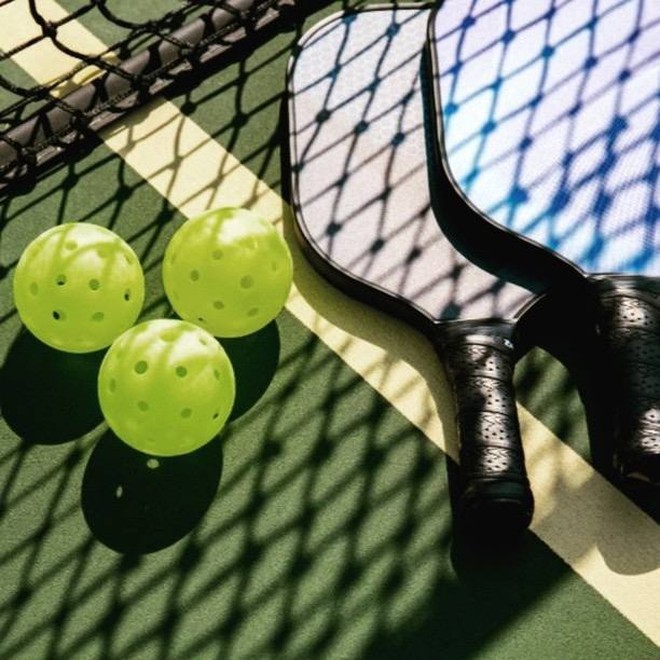 Pickleball đã đổ bộ 2 hòn đảo đẹp nhất nhì Việt Nam, hội mê du lịch chỉ biết thốt lên “Quá đỉnh!” - Ảnh 2.