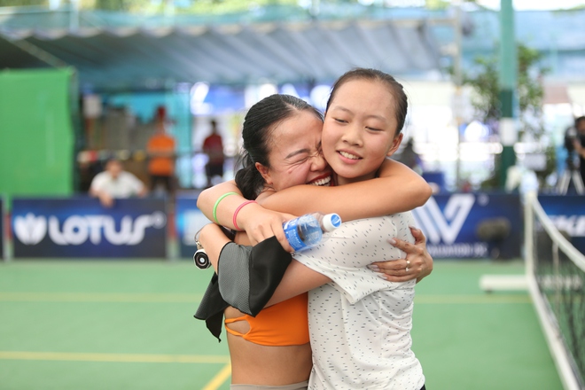 VĐV pickleball trẻ nhất Việt Nam - Sophia Phương Anh: Vừa học, vừa theo đuổi pickleball, "gây sốt" sau trận đấu giao lưu ấn tượng cùng "trai đẹp" Marcel Chan- Ảnh 4.