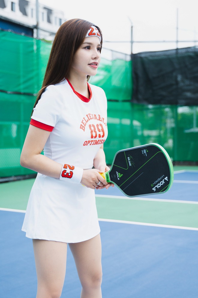 Lên sân Pickleball gặp "hot girl mặc đẹp sống ảo": Làm màu vài buổi đã giảm vèo 2kg- Ảnh 6.