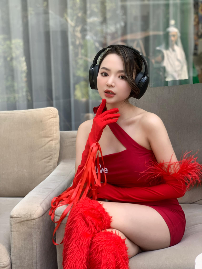 Hot girl "top server" một thời lộ trạng thái bất ổn, cô độc đến mức phải giao tiếp với Chat GPT- Ảnh 6.