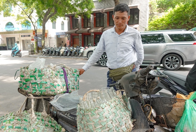 Chú bán sữa đậu được cả MXH săn đón: Ngày 300-400 người gọi điện, dân tình lặn lội từ Hưng Yên tới Hà Nội tìm mua- Ảnh 12.