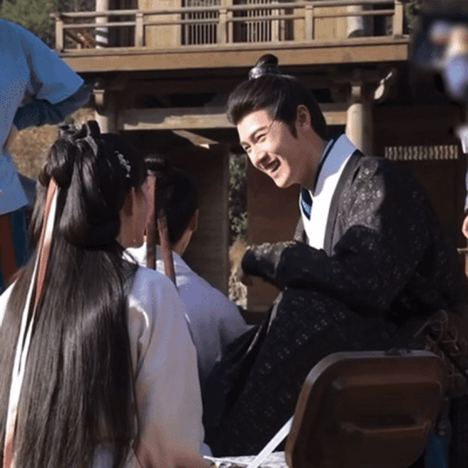 Cặp chị - em showbiz vừa lộ clip qua đ&ecirc;m 4 ng&agrave;y li&ecirc;n tục bị b&oacute;c th&ecirc;m chuyện n&oacute;i dối- Ảnh 5.