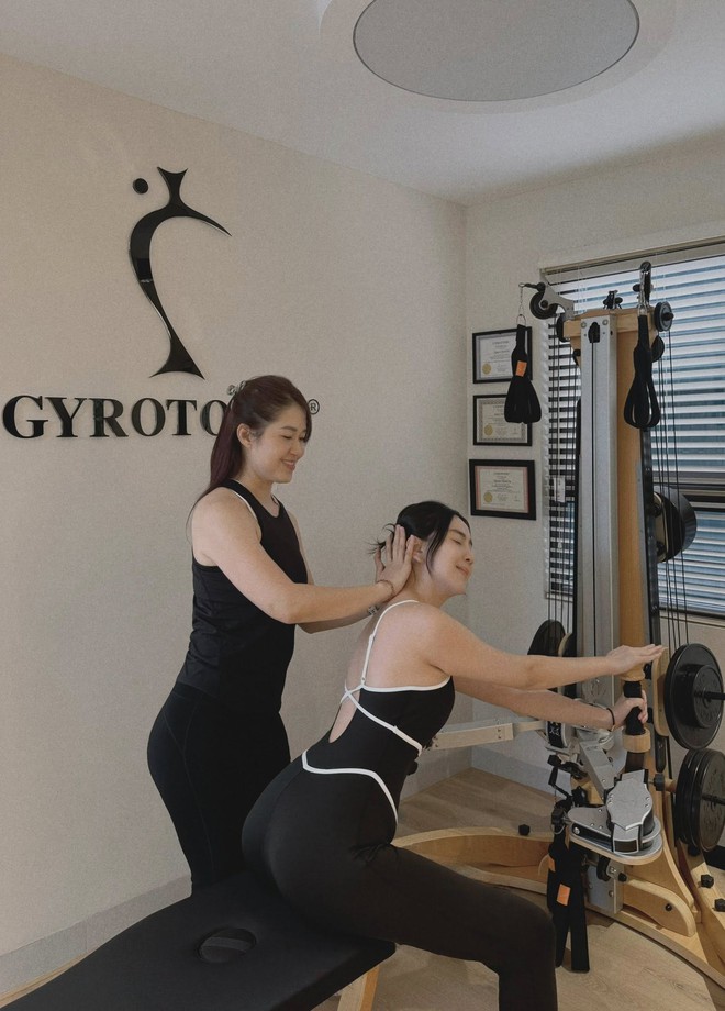 2 tuần sau sinh đã giảm 8kg, 6 tháng sau mẹ bỉm Mai Ngọc "về dáng" thon gọn như thời son rỗi, nhờ kiên trì tập bộ môn này- Ảnh 11.