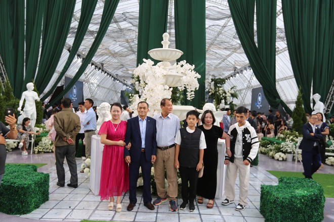 Ca sĩ nào hát ở đám cưới Đỗ Thị Hà- Ảnh 15.