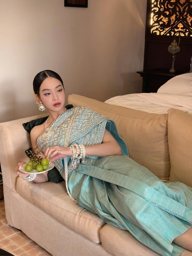 Thanh Thuỷ sang Campuchia vừa hài vừa xinh ngất- Ảnh 3. Thanh Thuỷ sang Campuchia vừa hài vừa xinh ngất- Ảnh 3.