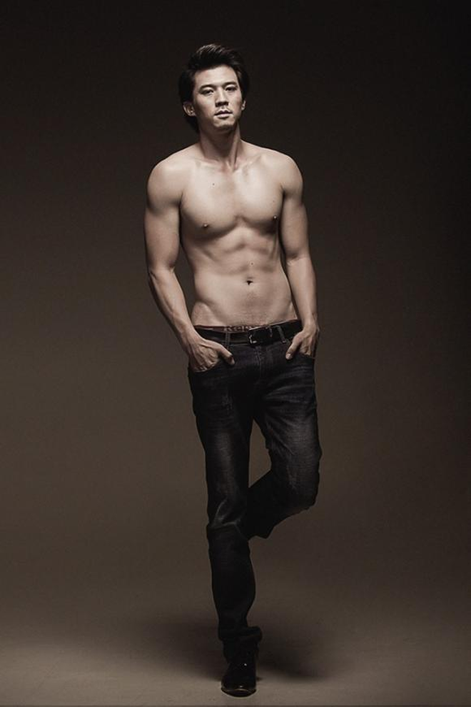 Quá khứ của tổng tài hot nhất phim Việt giờ vàng: Trai Trung, Hàn xin mời nép sang bên!- Ảnh 4. Quá khứ của tổng tài hot nhất phim Việt giờ vàng: Trai Trung, Hàn xin mời nép sang bên!- Ảnh 4.