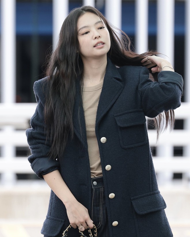 Lịch sử có lặp lại khi Jennie và V cùng bay đến Paris?- Ảnh 3.
