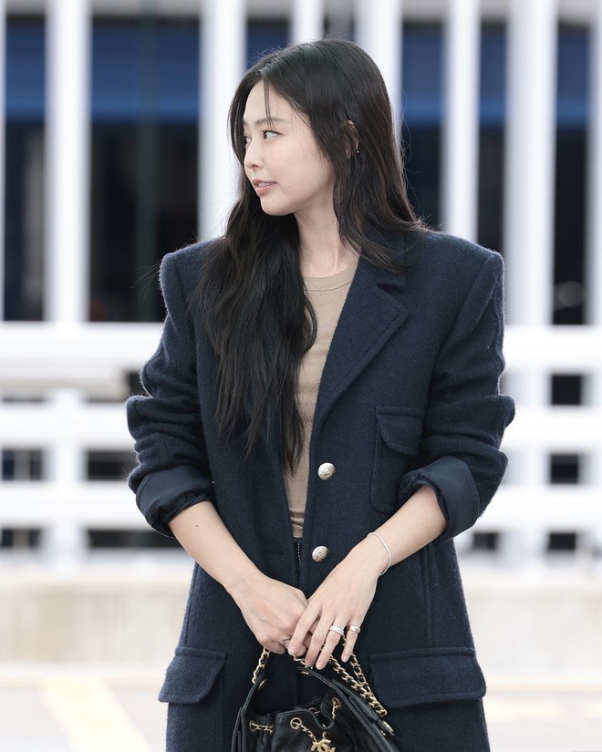 Lịch sử có lặp lại khi Jennie và V cùng bay đến Paris?- Ảnh 4.