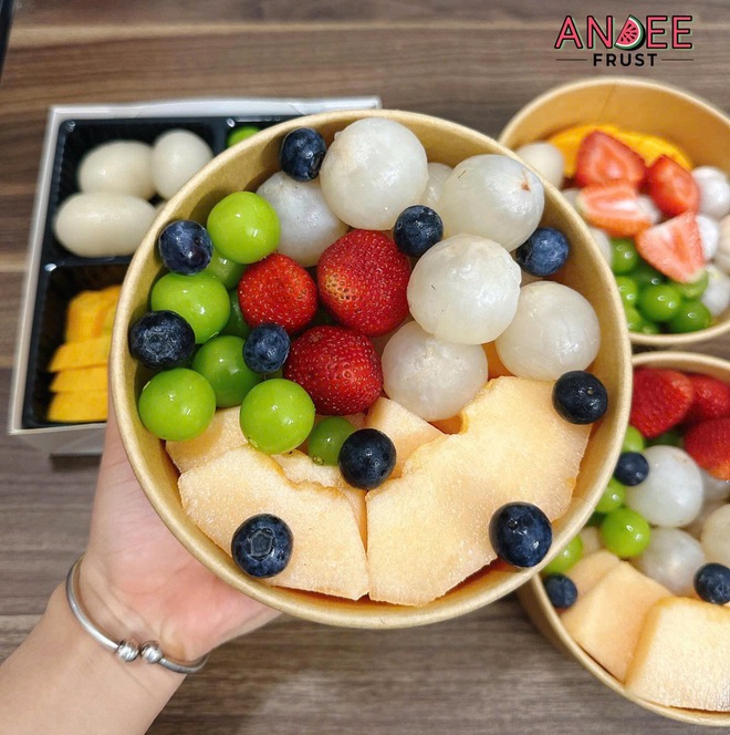 Lý do "nghề kiếm tiền từ sự lười biếng của người khác" mùa hè thì "phất", vào thu là chững?- Ảnh 6.