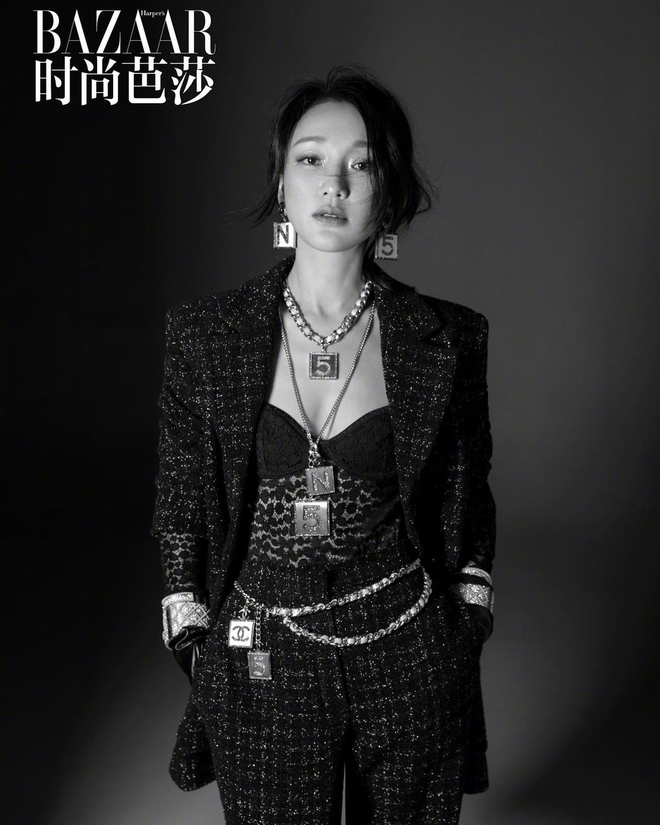Đại mỹ nhân bị bỏ quên ở show Chanel, nghe tuổi mà giật mình- Ảnh 14.