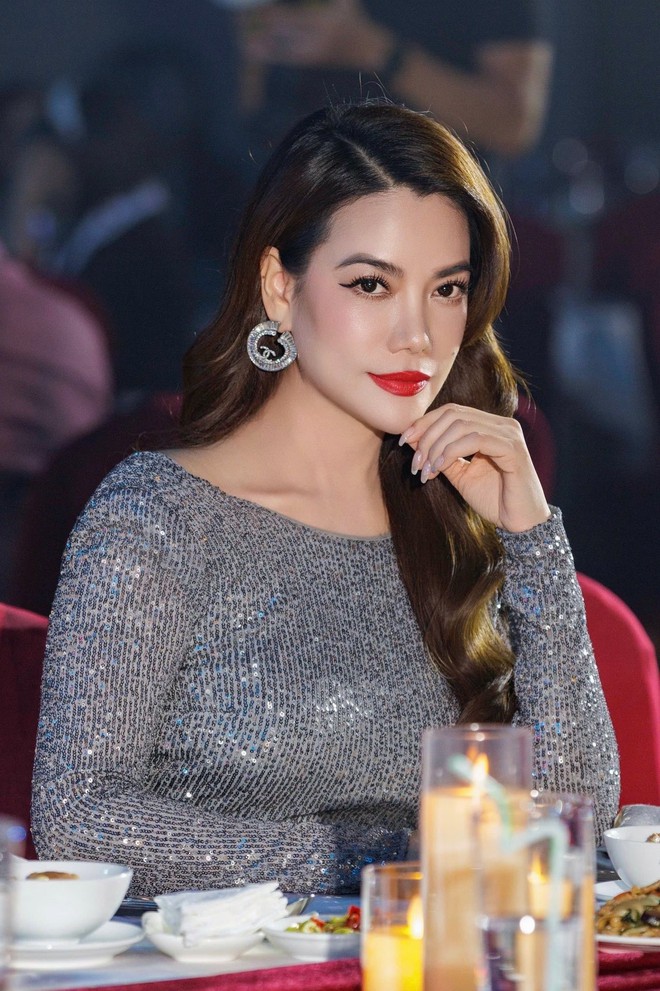 Trương Ngọc Ánh sụp đổ- Ảnh 7. Trương Ngọc Ánh sụp đổ- Ảnh 7.