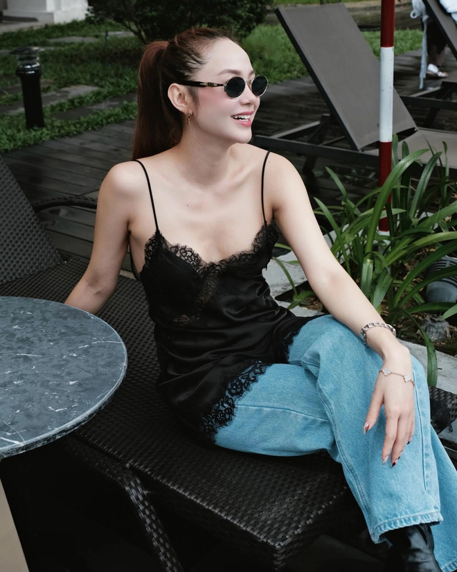 "Bé Heo" Minh Hằng nhan sắc lên hương hậu giảm cân sau sinh, mặc đồ ngủ không nội y khiến gái trẻ tròn mắt: Có "bí mật" giúp visual thăng hạng vùn vụt- Ảnh 1.