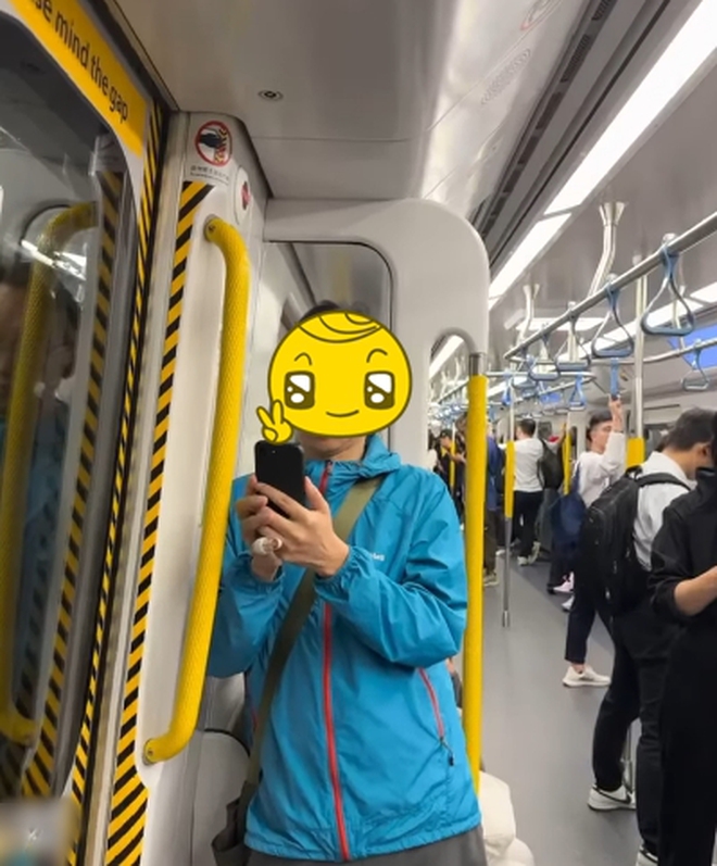 Vụ KOL nổi tiếng tố bị quay lén trên metro: Người đàn ông lên tiếng, tất cả đổi chiều phẫn nộ- Ảnh 2. Vụ KOL nổi tiếng tố bị quay lén trên metro: Người đàn ông lên tiếng, tất cả đổi chiều phẫn nộ- Ảnh 2.