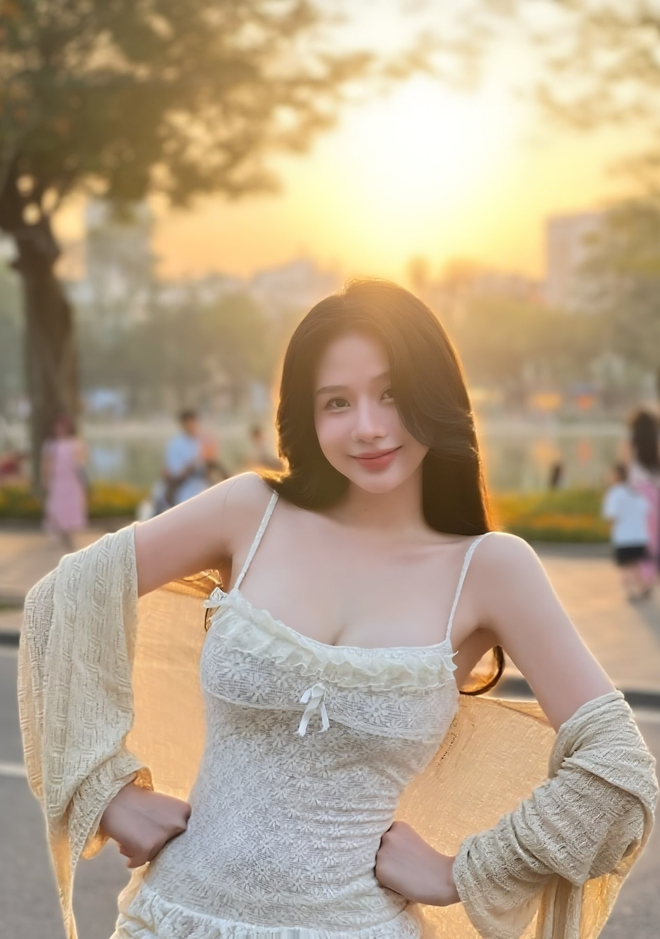 Mẹ bỉm bế con hot điên đảo, netizen truy tìm danh tính người chồng may mắn: Hoá ra là "trai hư" VTV- Ảnh 3.