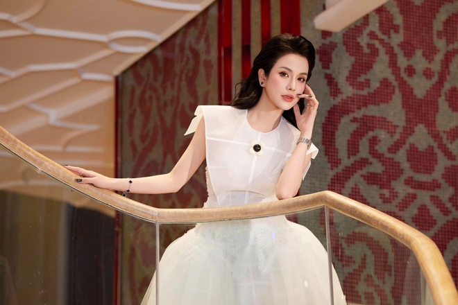 Diệp Lâm Anh không hơn thua, Diệp Lâm Anh hơn hẳn- Ảnh 7.