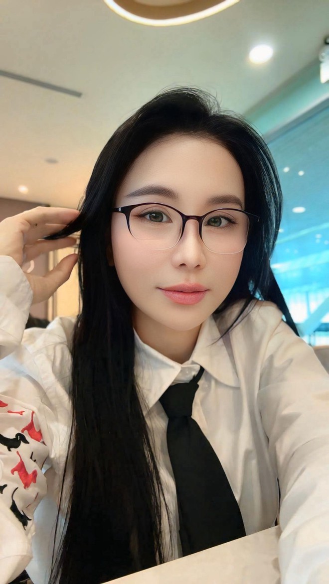 Nhan sắc "sếp em Mailisa" thời chưa dao kéo: Con gái tôi ngỡ mẹ là bà ngoại- Ảnh 2.