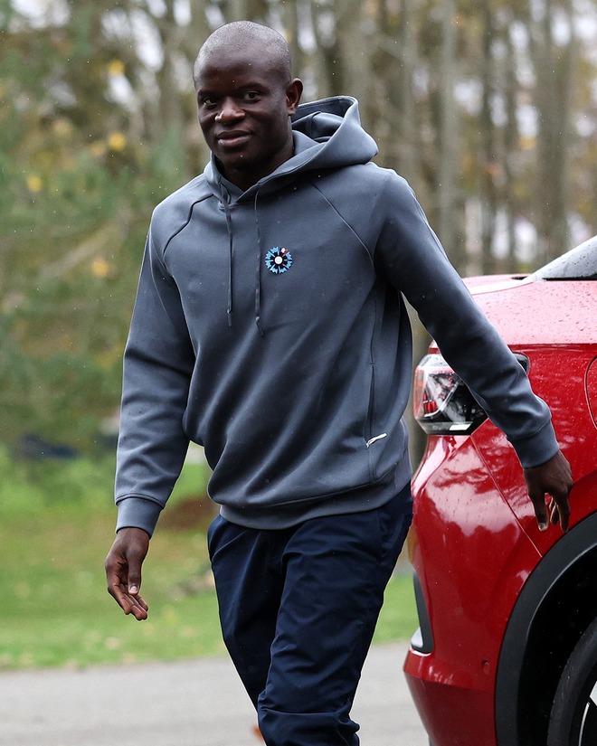 MXH bất ngờ về đội bóng mặc đẹp nhất thế giới: Biết cầu thủ giàu rồi nhưng trình chơi đồ hiệu quá "khét"- Ảnh 15. MXH bất ngờ về đội bóng mặc đẹp nhất thế giới: Biết cầu thủ giàu rồi nhưng trình chơi đồ hiệu quá "khét"- Ảnh 15.