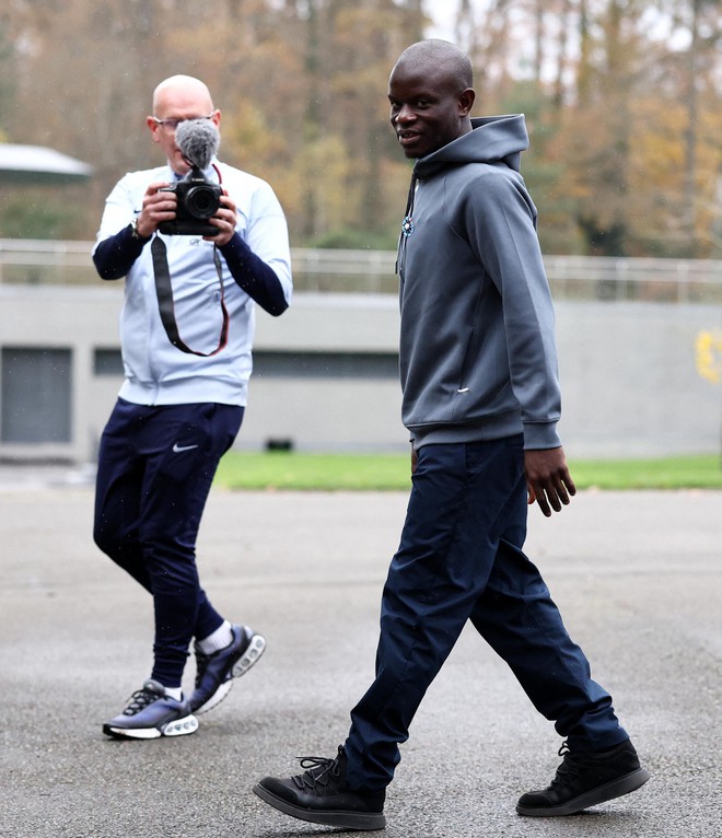 MXH bất ngờ về đội bóng mặc đẹp nhất thế giới: Biết cầu thủ giàu rồi nhưng trình chơi đồ hiệu quá "khét"- Ảnh 16. MXH bất ngờ về đội bóng mặc đẹp nhất thế giới: Biết cầu thủ giàu rồi nhưng trình chơi đồ hiệu quá "khét"- Ảnh 16.