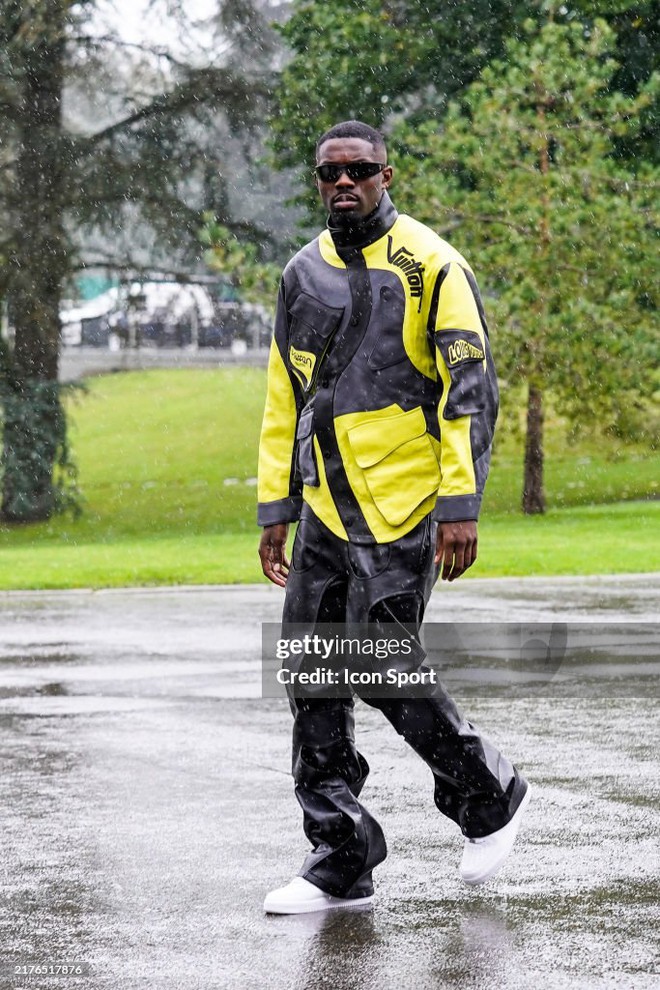 MXH bất ngờ về đội bóng mặc đẹp nhất thế giới: Biết cầu thủ giàu rồi nhưng trình chơi đồ hiệu quá "khét"- Ảnh 21. MXH bất ngờ về đội bóng mặc đẹp nhất thế giới: Biết cầu thủ giàu rồi nhưng trình chơi đồ hiệu quá "khét"- Ảnh 21.