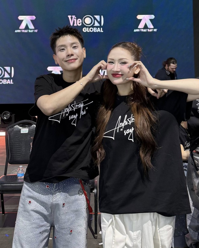 Quá bốc lửa, nữ dancer của Dương Domic leo thẳng hot search- Ảnh 5. Quá bốc lửa, nữ dancer của Dương Domic leo thẳng hot search- Ảnh 5.