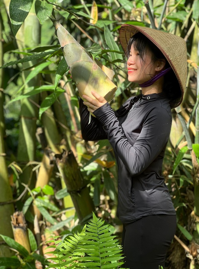 Cặp vợ chồng chi 3 tỷ xây nhà như cổ tích trên vùng núi Tuyên Quang: View triệu đô, 0 đồng rau củ- Ảnh 9. Cặp vợ chồng chi 3 tỷ xây nhà như cổ tích trên vùng núi Tuyên Quang: View triệu đô, 0 đồng rau củ- Ảnh 9.