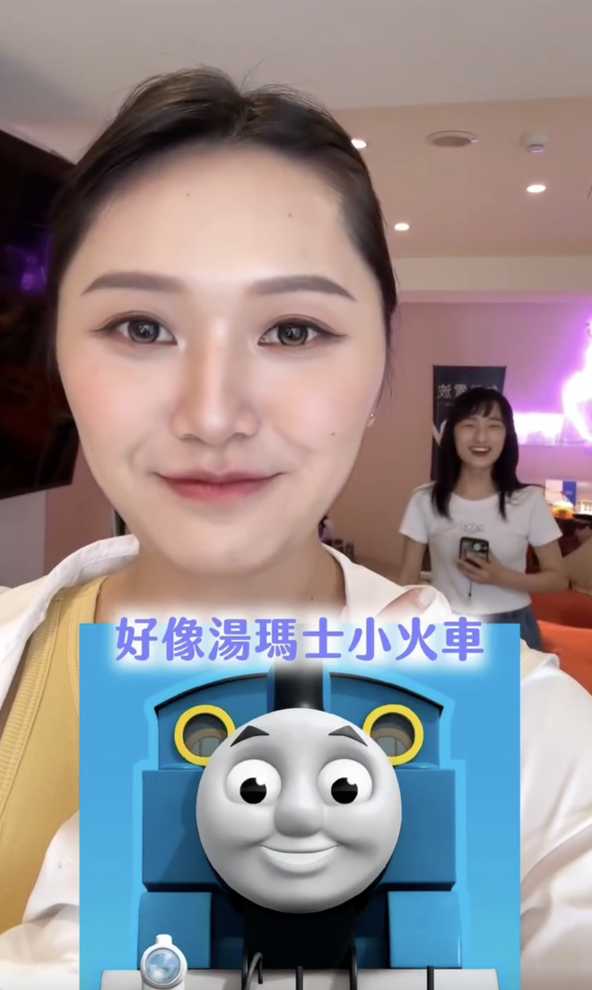 Cô gái khổ sở 30 năm vì tai giống Đoàn Di Băng- Ảnh 1. Cô gái khổ sở 30 năm vì tai giống Đoàn Di Băng- Ảnh 1.