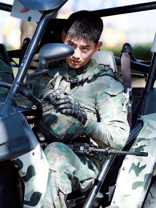 Đ&acirc;y ch&iacute;nh l&agrave; ch&uacute; rể nặng 100kg đẹp trai nhất H&agrave;n Quốc!- Ảnh 4.