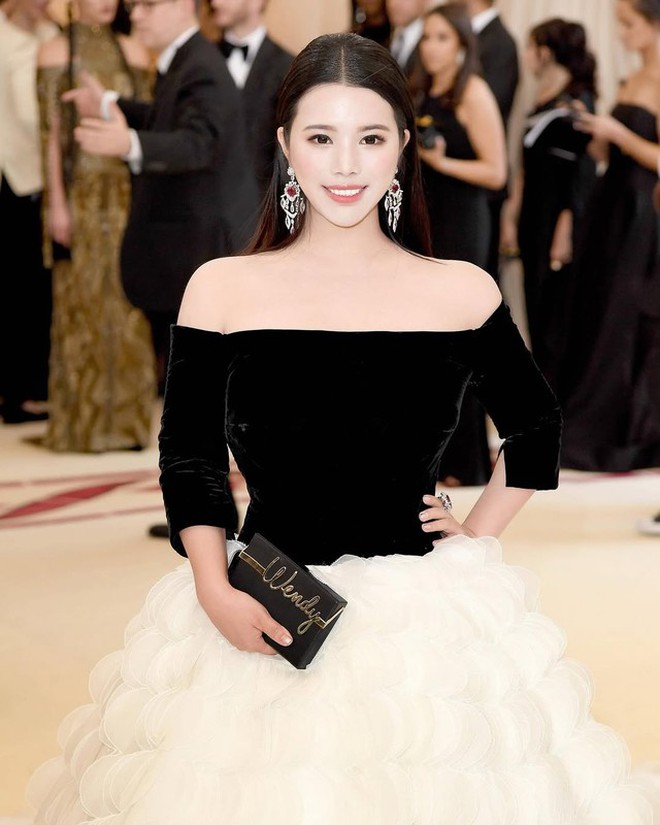 Căn phòng "toát ra mùi tiền" trong biệt thự đi 7 ngày không hết của tiểu thư Thượng Hải- Ảnh 1. Căn phòng "toát ra mùi tiền" trong biệt thự đi 7 ngày không hết của tiểu thư Thượng Hải- Ảnh 1.