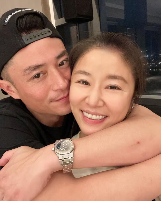 Ảnh thời trẻ của mỹ nam "mặt lạnh cơ địa", U50 vẫn tiết kiệm nụ cười nhưng visual được ví như "siêu xe"- Ảnh 4.