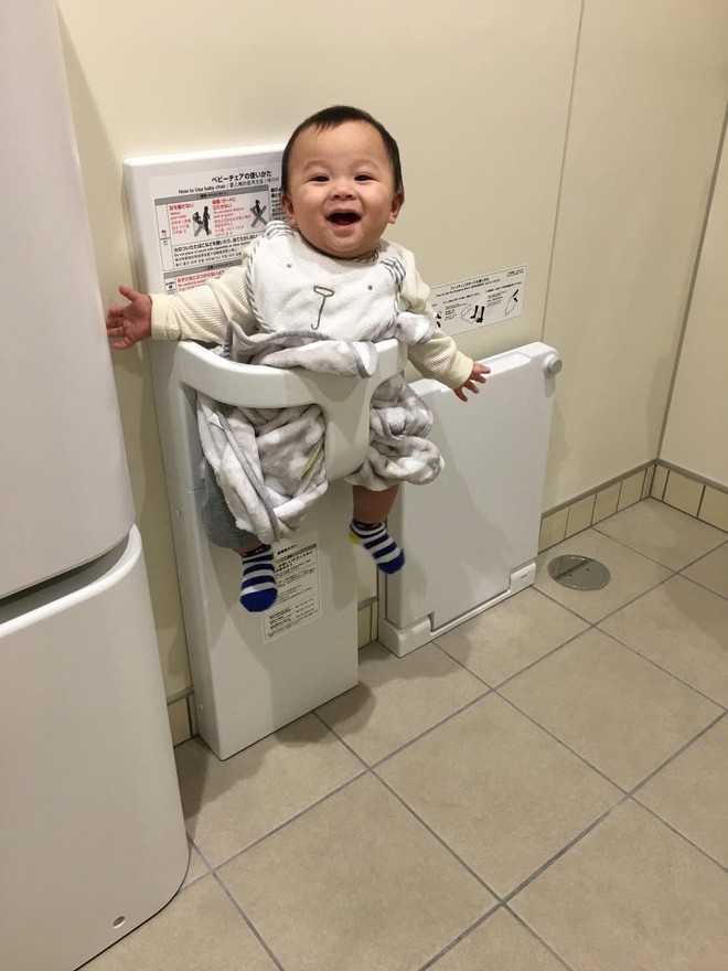 Khách Việt bất ngờ với 1 chi tiết lạ trong nhà vệ sinh công cộng ở Nhật Bản, nhận xét: "Đến mức này rồi sao!"- Ảnh 4.