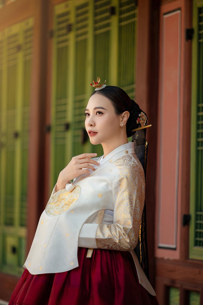 Không nhận ra phú bà Đàm Thu Trang: Cường Đô La thừa nhận xem xong ngất vì vợ- Ảnh 4. Không nhận ra phú bà Đàm Thu Trang: Cường Đô La thừa nhận xem xong ngất vì vợ- Ảnh 4.